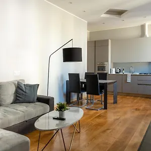 5-min-duomo-luxury-home-in-brera-design-district.italymilanhotels.net/