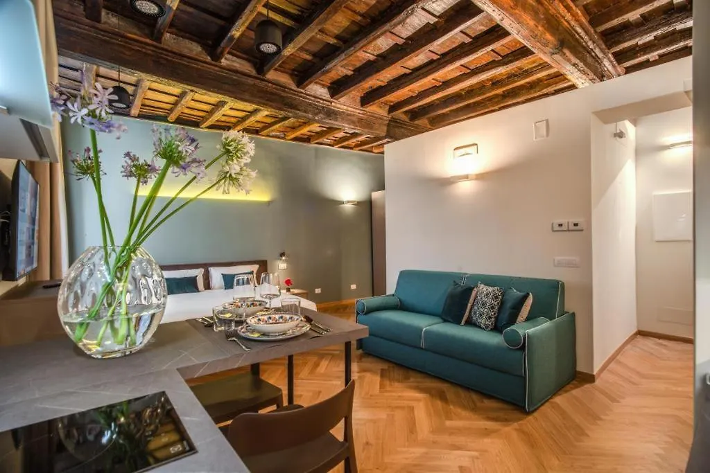 Maison Del Colosseo Рим Апартаменты